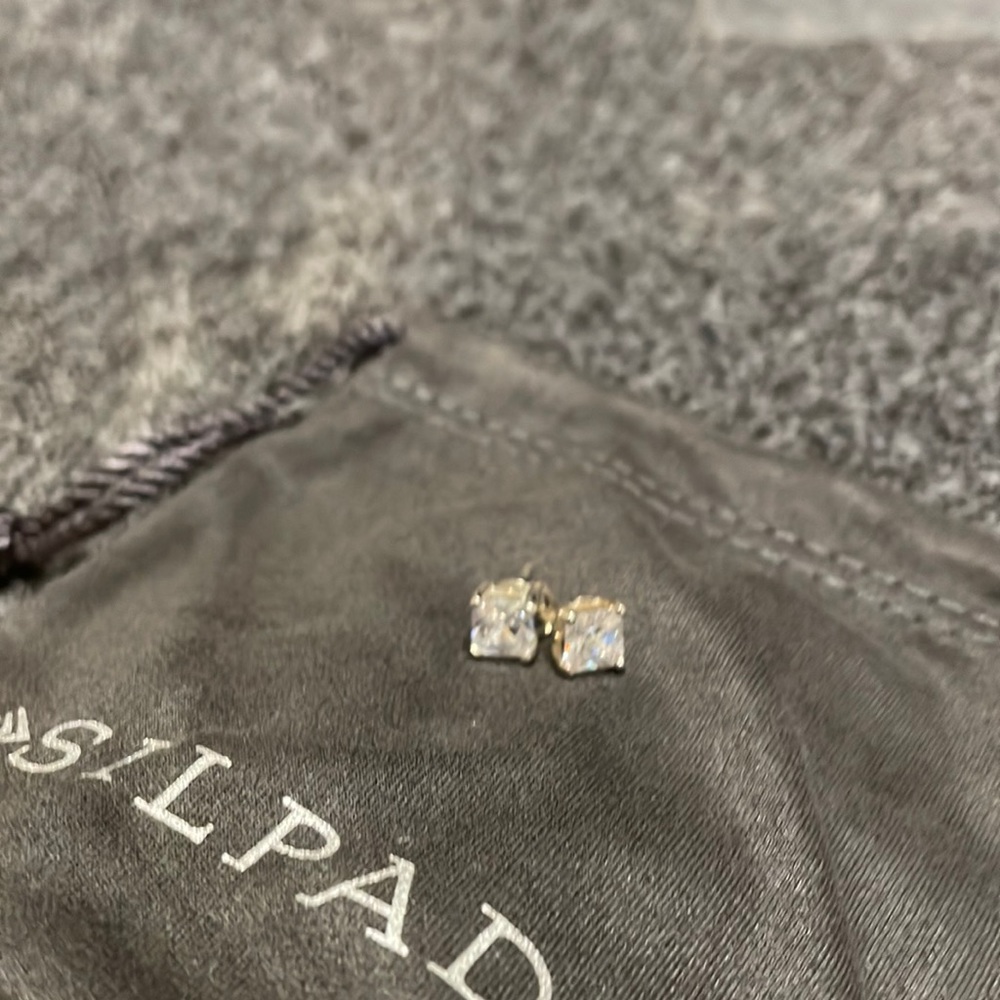 Silpada stud earrings